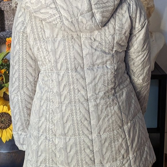 Gray Winter Coat for Women Size Small (Regent and Company) - Picture 2 of 10